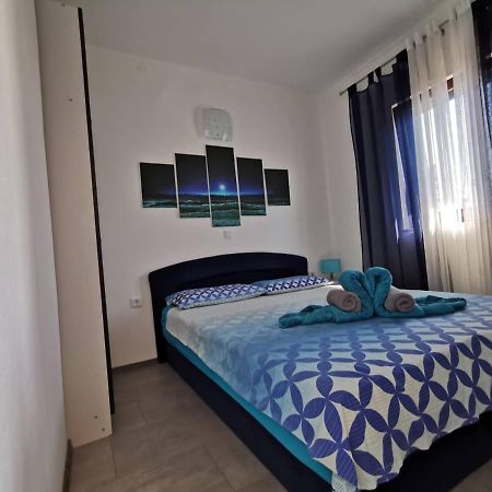 Apartmani Tajana Sukosan Luaran gambar