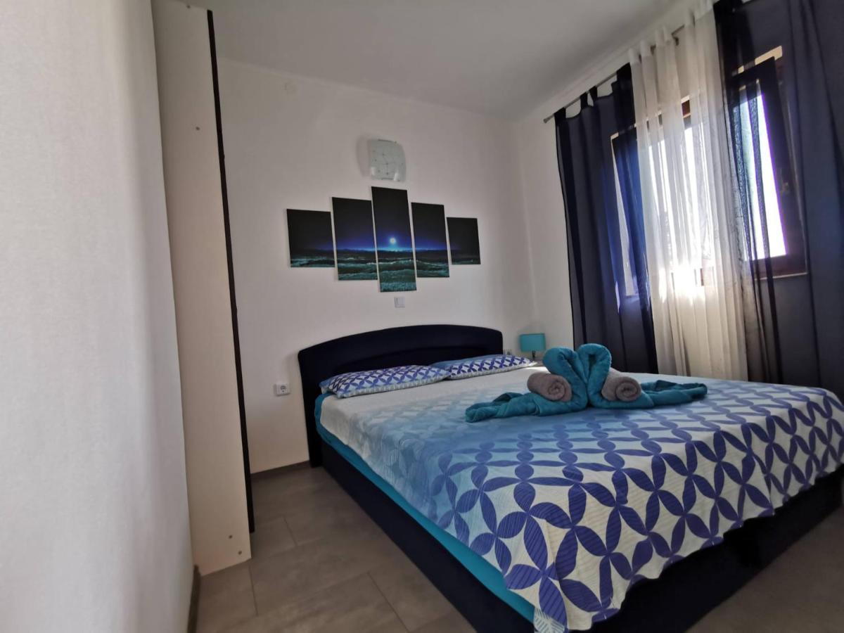 Apartmani Tajana Sukosan Luaran gambar