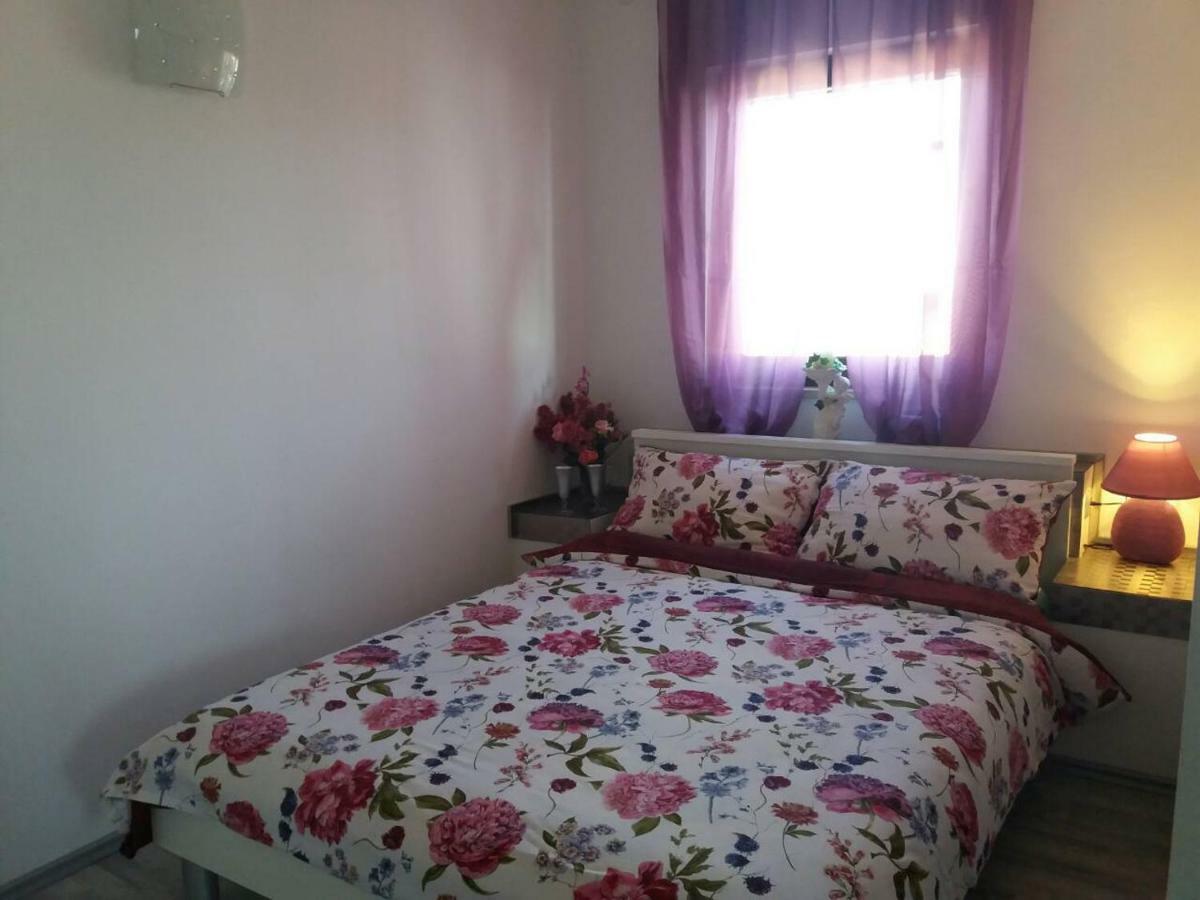 Apartmani Tajana Sukosan Luaran gambar