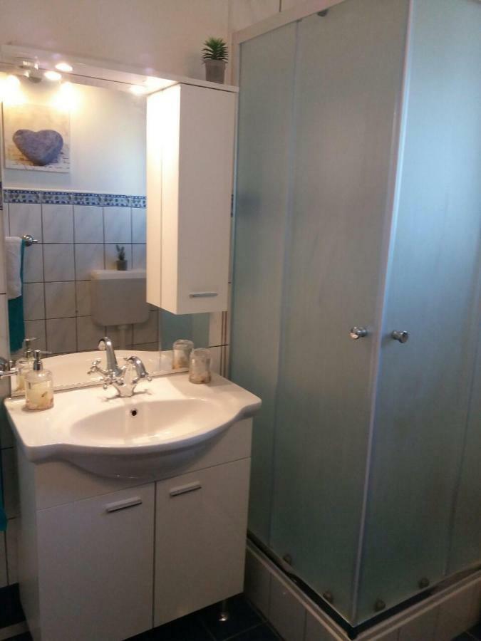 Apartmani Tajana Sukosan Luaran gambar